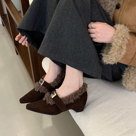Damen elegante Stiefeletten mit warmem Futter und modischem Riemchen EB