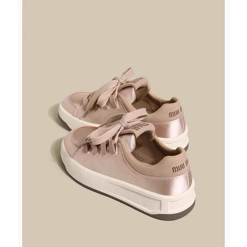 Damen Sneakers mit glänzendem Obermaterial und komfortabler Dämpfung EB