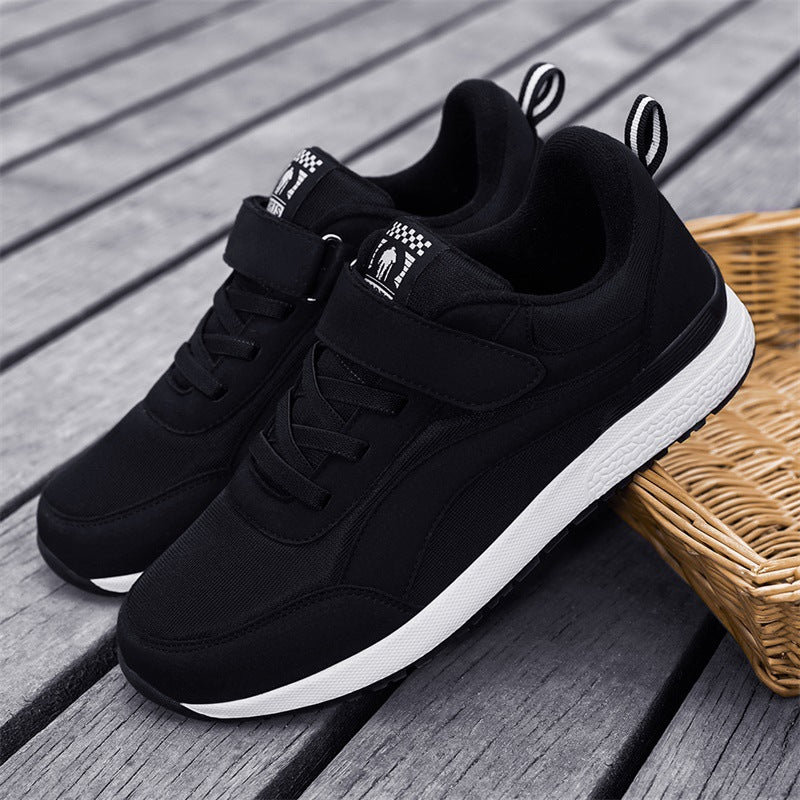 Damen Sportliche Sneakers mit praktischem Klettverschluss und gepolstertem Innenfutter EB