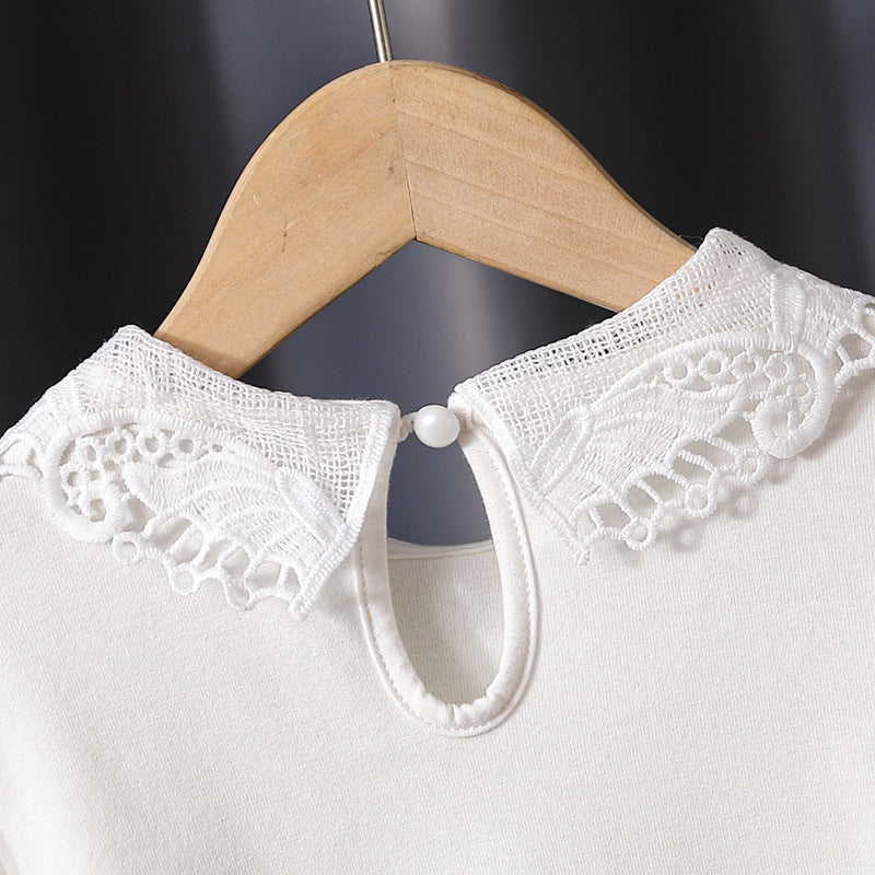 Mädchen modische Bluse mit eleganten Tüllärmeln und kunstvoller Spitzenverzierung EB