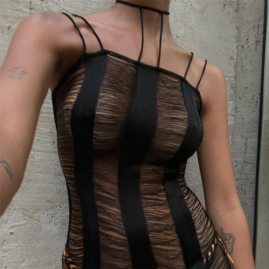 Damen Bodycon Overall mit Ripsoptik und eleganten Trägern EB