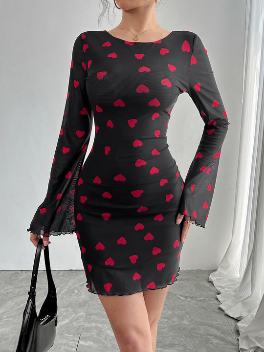 Damen nan figurbetontes Mini-Kleid aus feinem Netzstoff mit Herzmuster und Trompetenärmeln EB