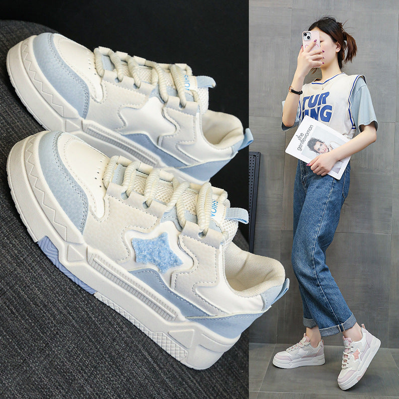 Damen Sneakers im trendigen Design mit detailverliebten Applikationen EB
