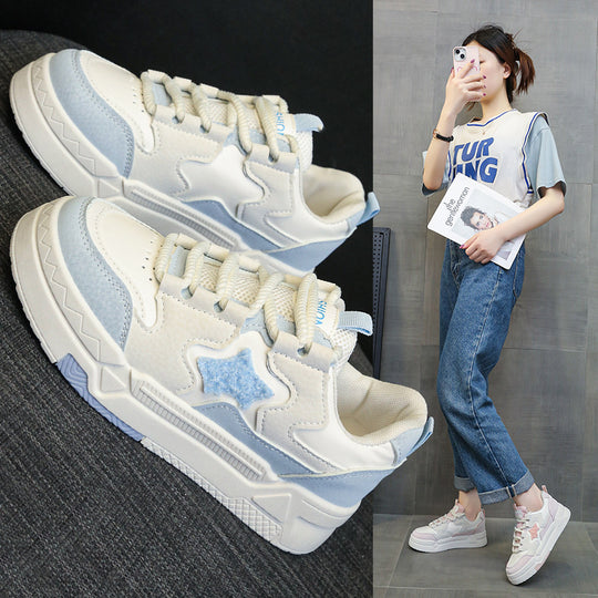 Damen Sneakers im trendigen Design mit detailverliebten Applikationen EB