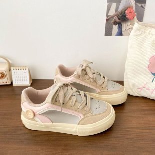Damen Sportliche Sneakers mit modischen Akzenten und hohem Tragekomfort EB