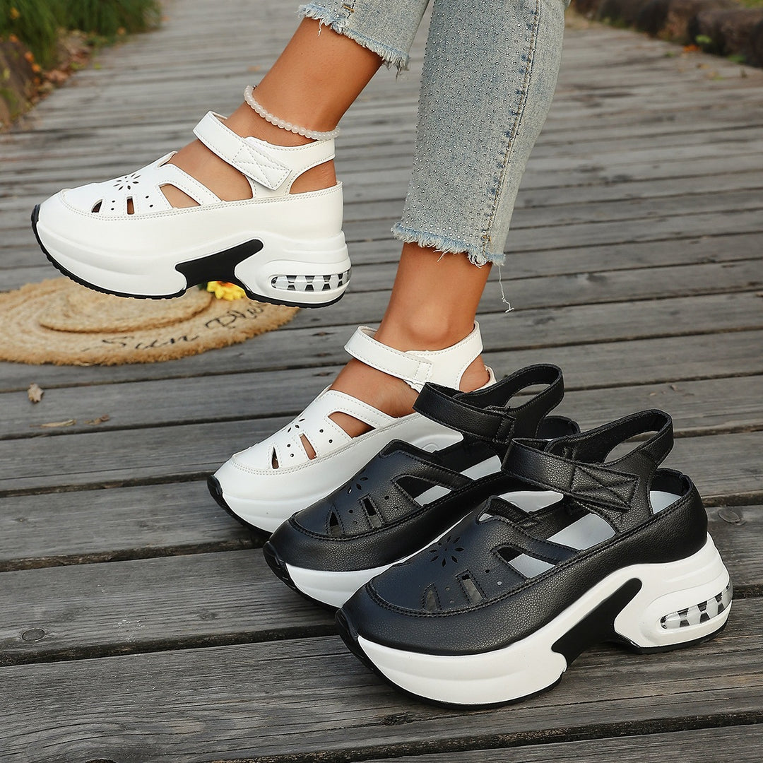Damen Sportliche Schnürsandalen mit atmungsaktiver Oberkonstruktion EB