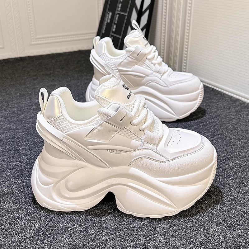 Damen Plateau-Sneaker mit extrem dämpfender Sohle und atmungsaktiver Oberfläche EB