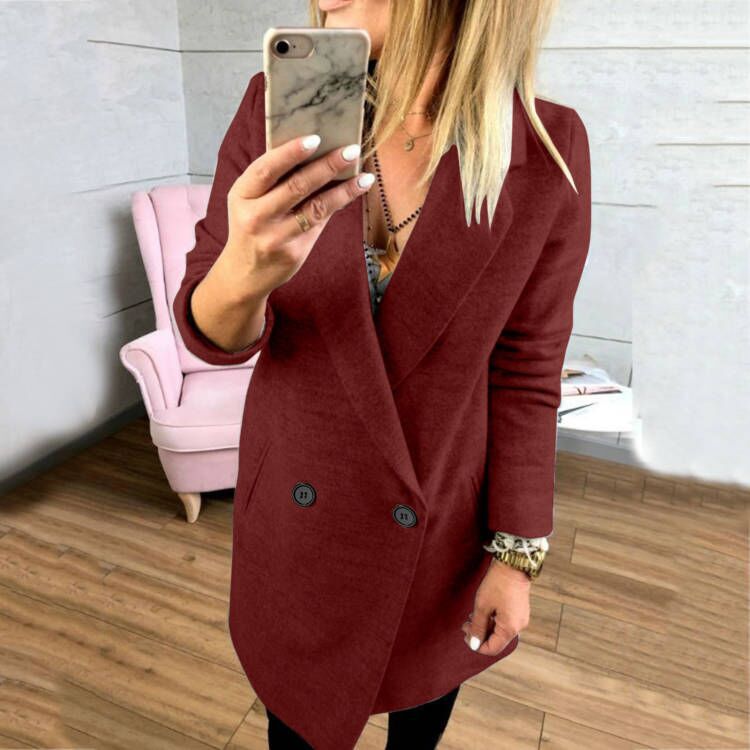 Damen Überlanger, taillierter Mantel mit elegantem Revers und praktischen Taschen EB
