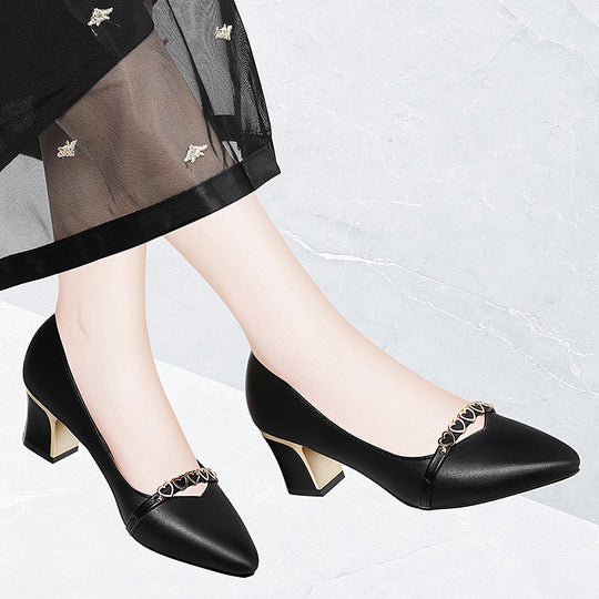 Damen Elegante Pumps mit trendy Absatz und modischem Schmuckdetail EB