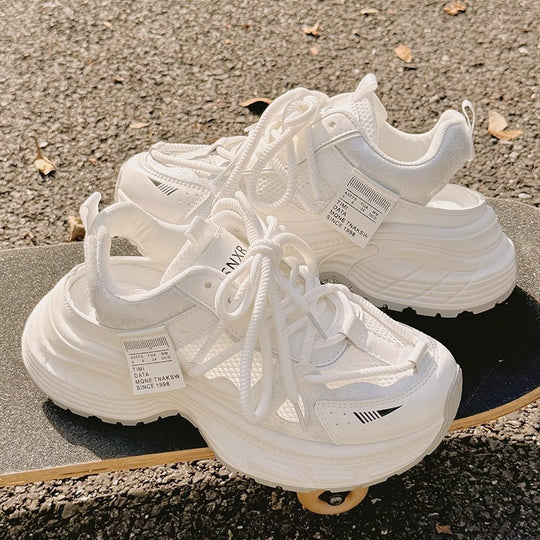 Damen Laufsneaker mit atmungsaktiver Mesh-Oberfläche und flexibler Sohle EB