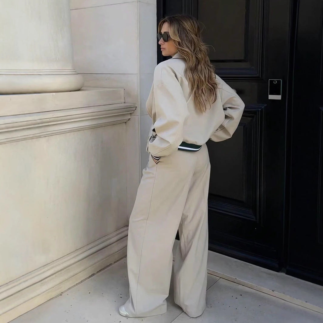 Damen Sportliche Jacke im modernen Oversized-Schnitt mit Stehkragen und Reißverschluss EB