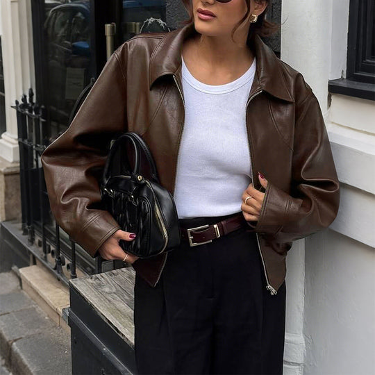 Damen nan kurze Oversize-Lederjacke mit Hemdkragen, sichtbarem Reißverschluss und lässiger Silhouette EB