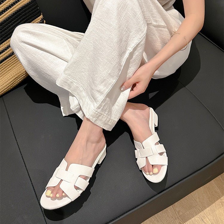 Damen Komfortable Mules mit elegantem Riemen EB