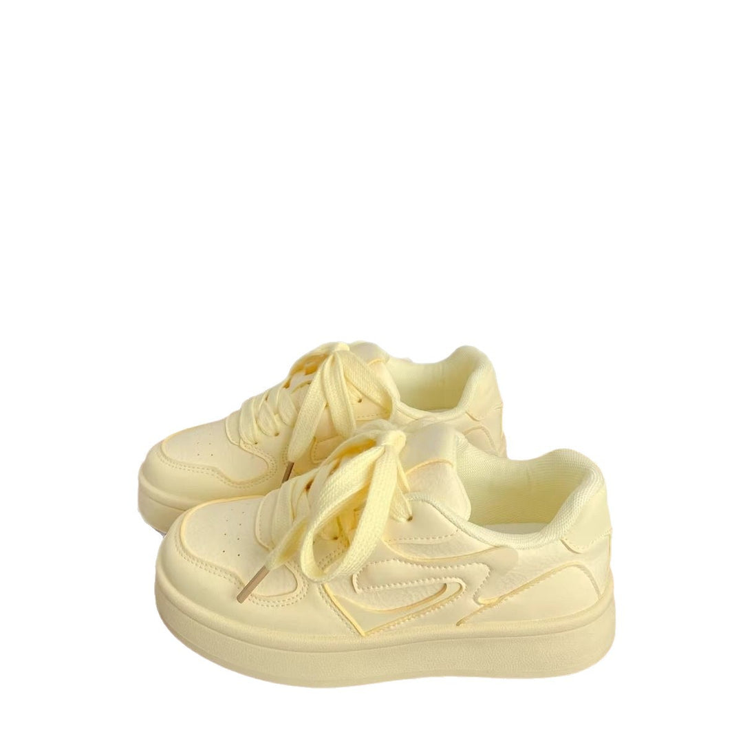 Damen Sneakers mit dämpfender Sohle und luftiger Oberflächenstruktur EB