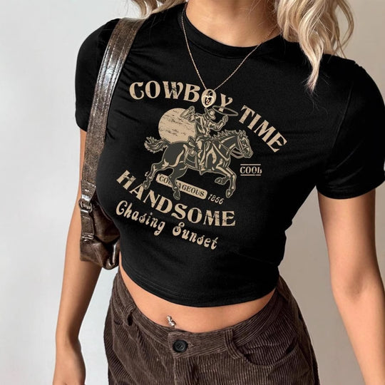 Damen Crop-Shirt mit auffälligem Cowboy-Motiv und stilvollem Schnitt EB