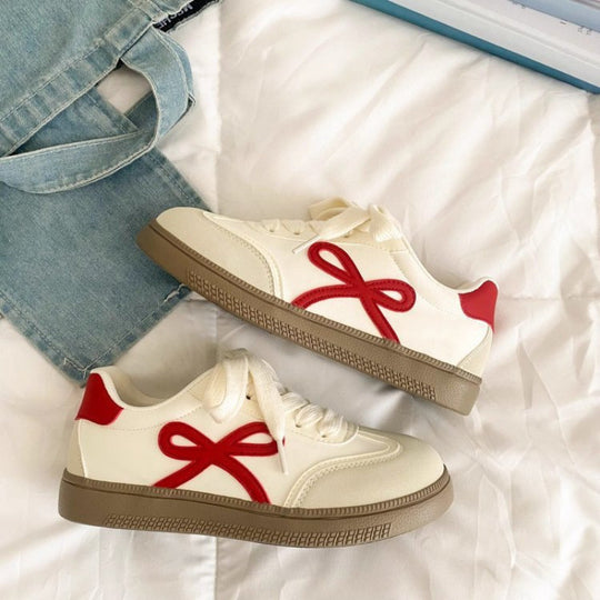 Damen Sportliche Sneakers mit modischem Minimalismus EB