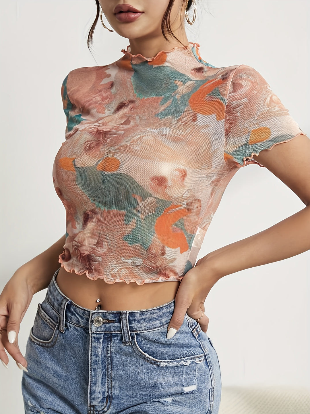 Damen nan figurnahes transparentes Mesh-Top mit barockem Engeldruck, Stehkragen und Kräuselsaum EB