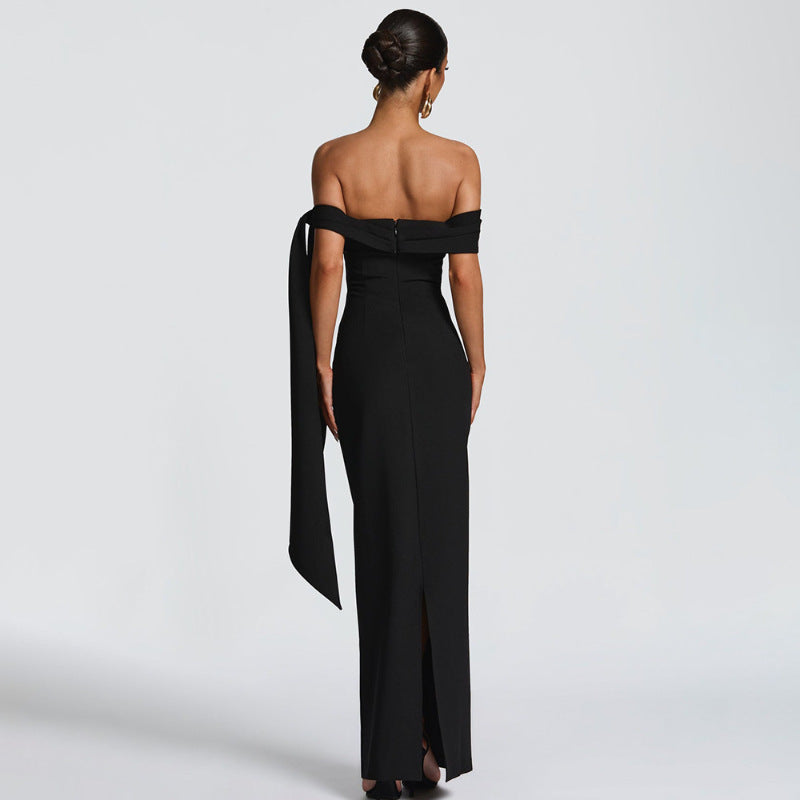 Damen Elegantes Abendkleid mit Off-Shoulder-Design und Fließendem Cape EB