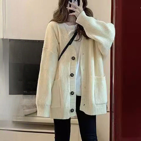 Damen Großer Strickcardigan mit praktischen Taschen und tiefem V-Ausschnitt EB