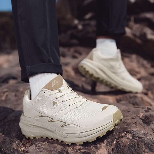 Damen Hochleistungs-Laufschuhe mit dämpfendem Obermaterial und rutschfester Sohle EB
