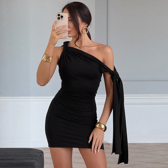 Damen Elegantes One-Shoulder-Kleid mit fließendem Schnitt und Raffung EB