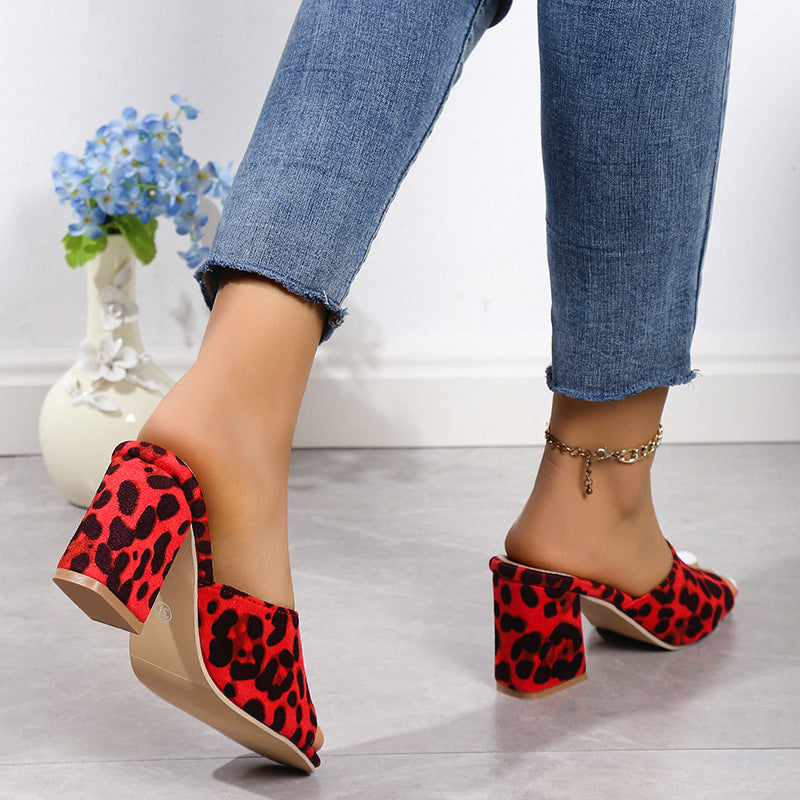 Damen offene Pantoletten mit Leopardenmuster und bequemem Blockabsatz EB