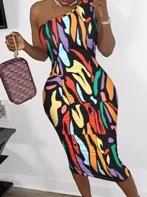 Damen Figurumspielendes Kleid mit eindrucksvollem Grafikmuster und asymmetrischem Schnitt EB