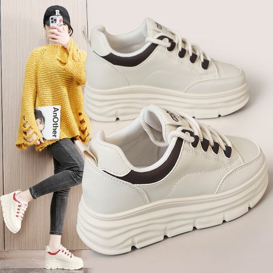 Damen Plattform Sneakers mit modischer Gummisohle und atmungsaktiver Oberkonstruktion EB
