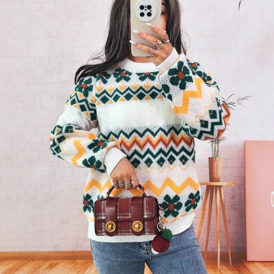 Damen Grobstrickpullover mit buntem Zickzackmuster und floralen Akzenten EB