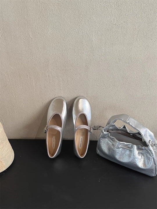 Damen modische Mary Janes mit verstellbarem Riemen und glänzender Oberfläche EB