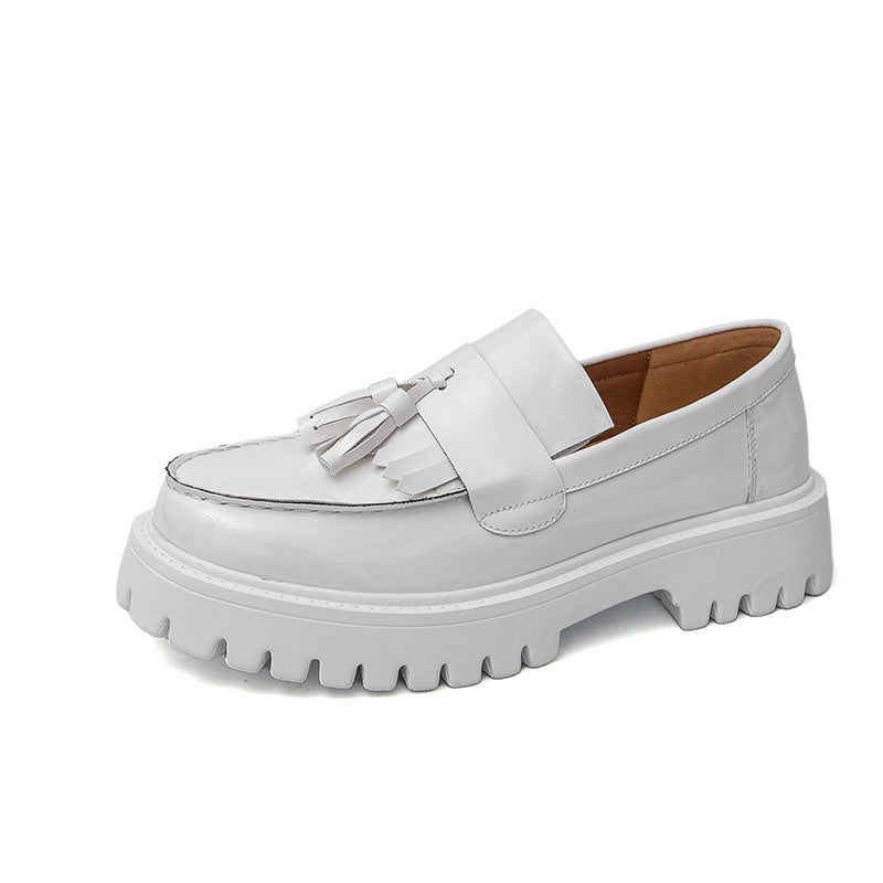 Damen Plateau-Brogue Derby mit markanter Profilsohle und Lacklederoptik EB