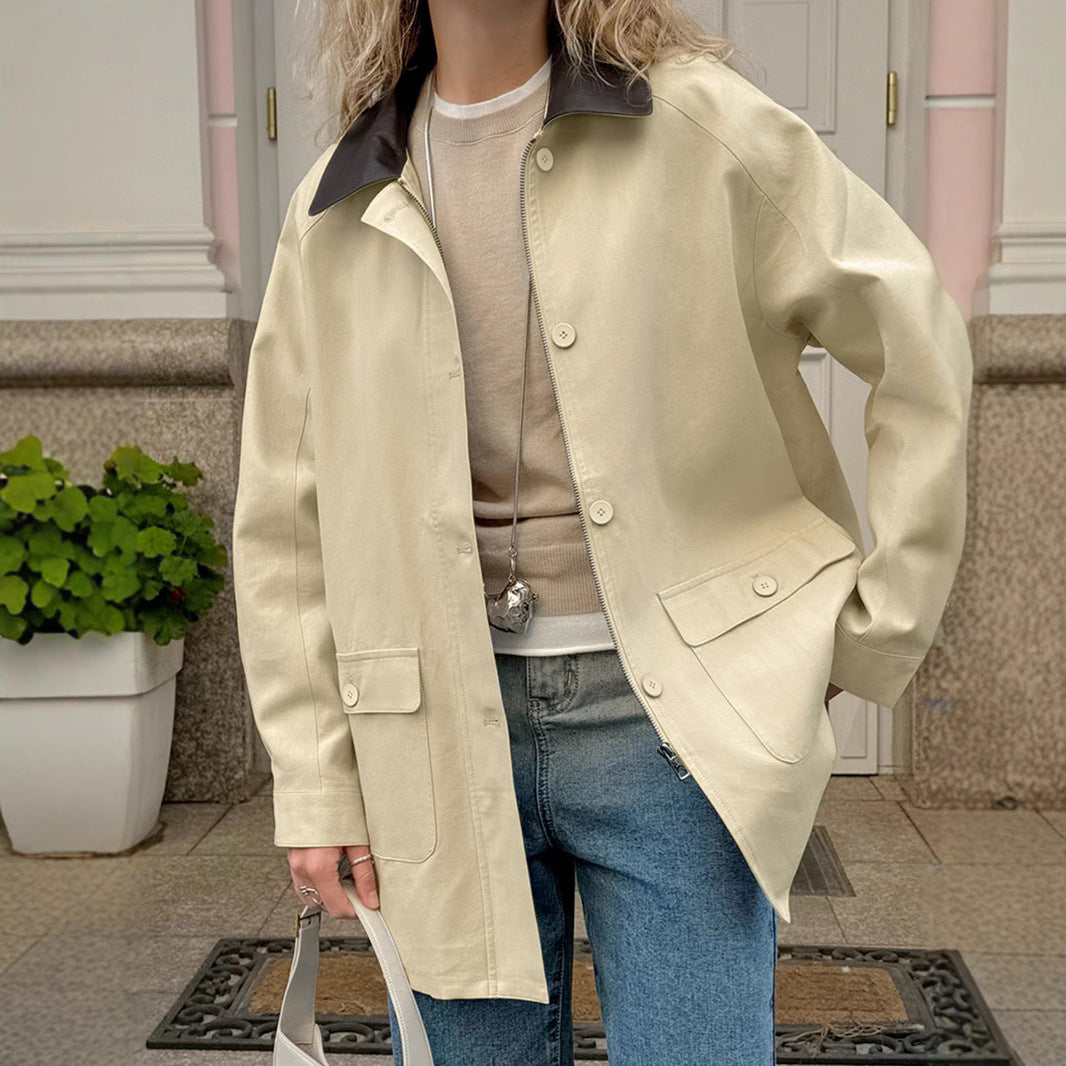 Damen Urbaner Utility-Mantel mit kontrastierendem Kragen und praktischen Taschen EB
