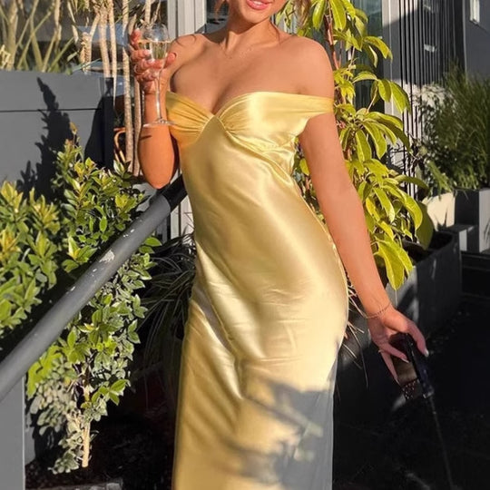 Damen Elegantes schulterfreies Maxikleid mit figurschmeichelndem Schnitt EB