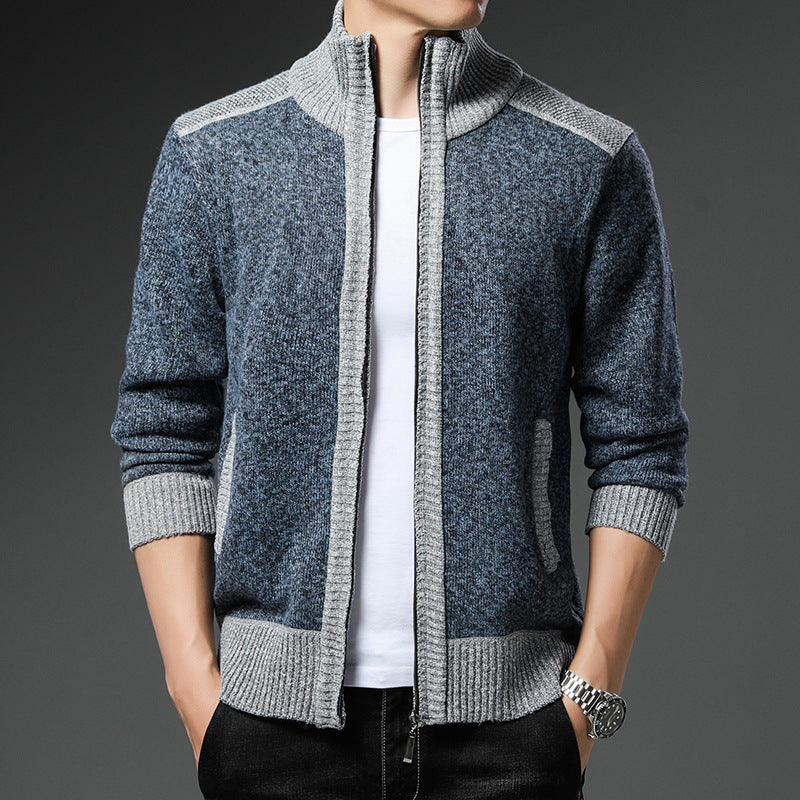 Herren Strickjacke mit hohen Kragen und praktischen Taschen EB