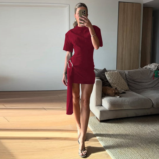 Damen Asymmetrisches Minikleid mit elegantem Schlitz und raffinierten Details EB