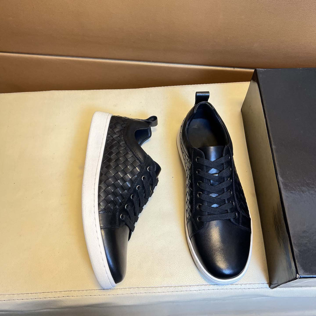 Damen Sportliche Sneakers mit strukturiertem Obermaterial und bequemer Dämpfung EB