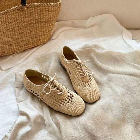 Damen Atmungsaktive und elegante Sneaker mit filigranem Netzdesign EB