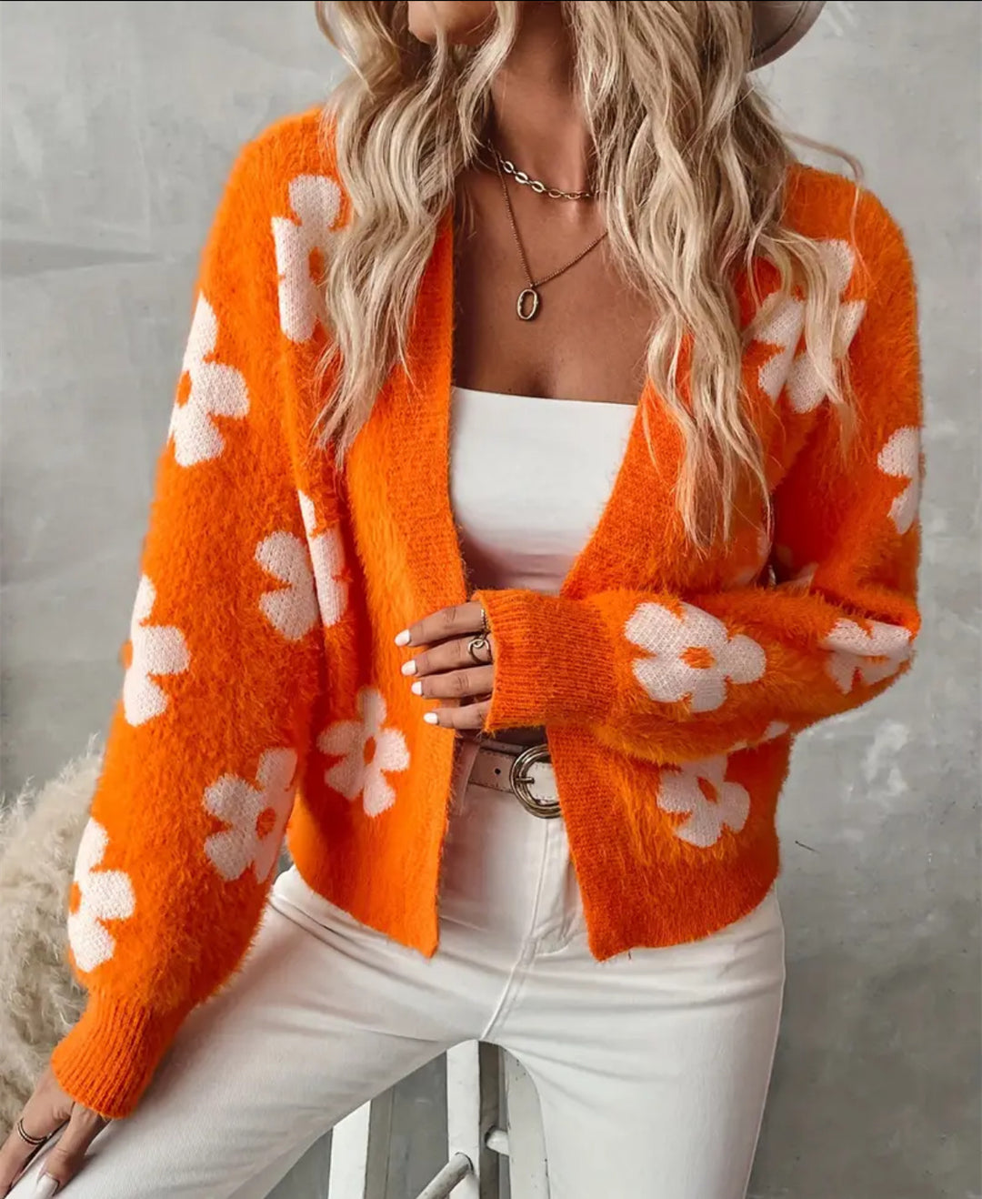 Damen Flauschiger Cardigan mit Blumenmuster EB