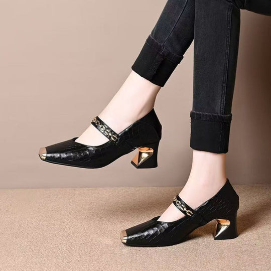 Damen Elegante Mary Jane Pumps mit trendigem Metallakzent EB
