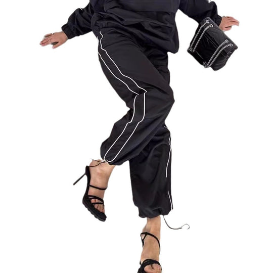 Damen winddichter Crop-Halfzip-Trainingsanzug mit elastischem Bund und kontrastierender Paspel Eichborn Berlin