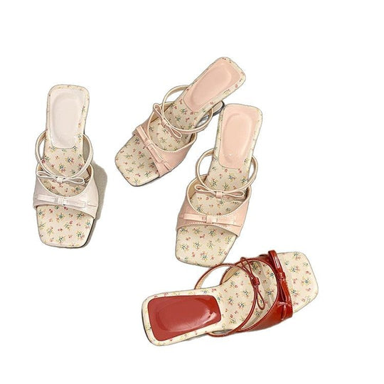 Damen modische Riemchen-Sandaletten mit floralem Design und elegantem Absatz EB