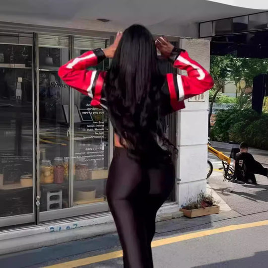 Damen cropped Kunstlederjacke im auffälligen Design EB