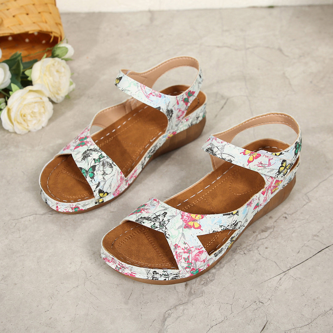Damen Bequeme Wedge-Sandalen mit breitem Riemen und floralem Design EB