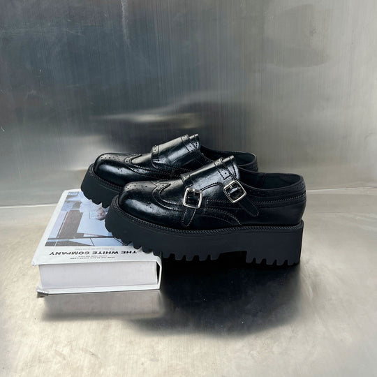 Damen Dual-Buckle Schnürschuhe mit robuster Profilsohle und eleganten Brogue-Mustern EB