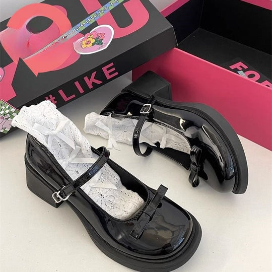 Damen Modische Mary Jane Pumps mit auffälliger Schnalle und bequemem Absatz EB