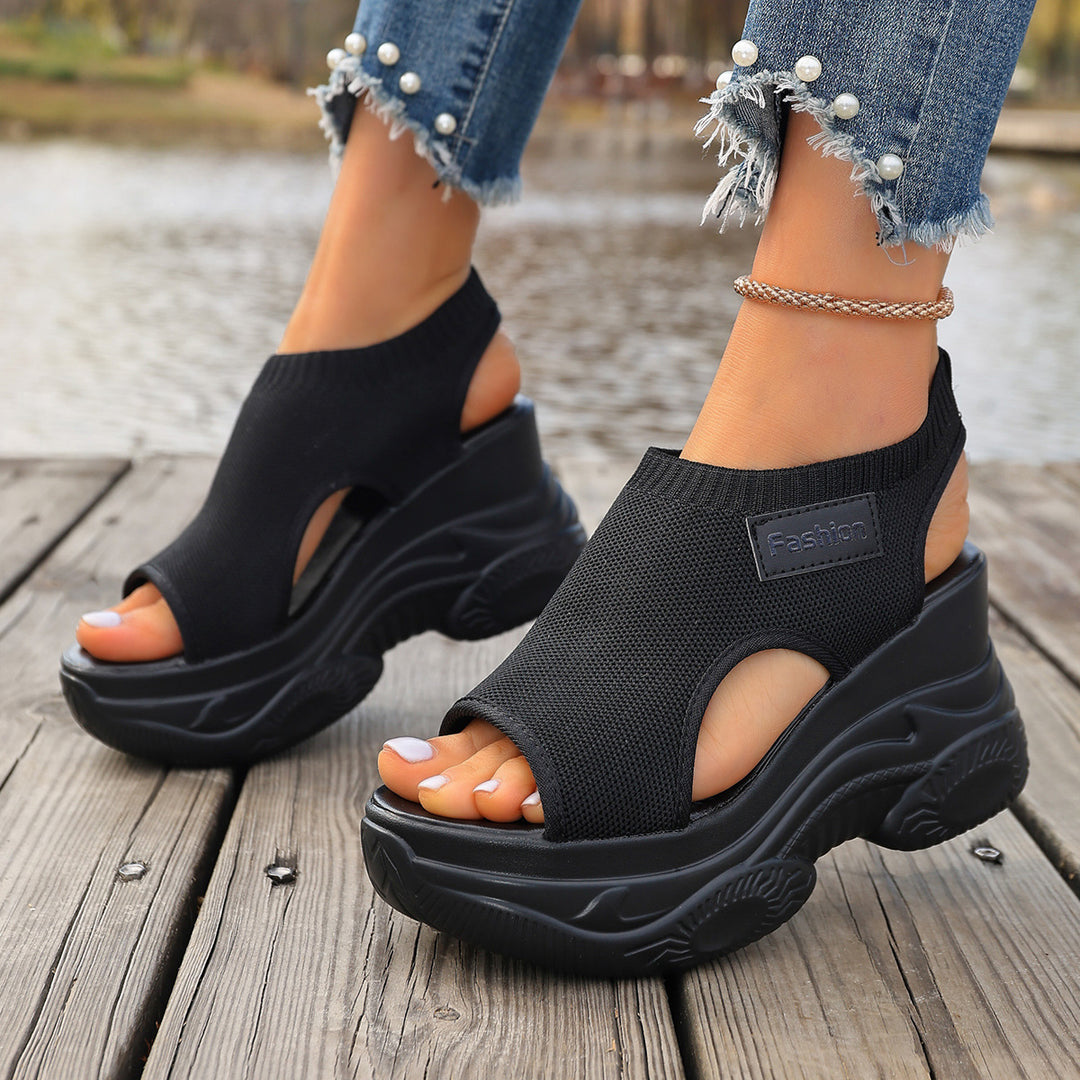 Damen Komfortable und modische Riemchen-Sandalen mit Plateau-Rand EB