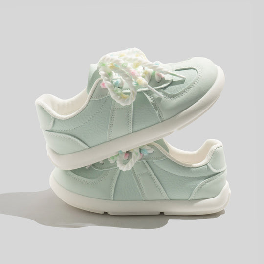 Damen Sneaker mit einzigartiger Blumendekoration und flexibler Komfortsohle EB