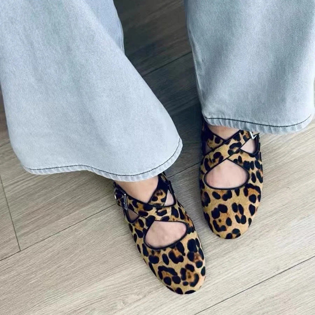 Damen Ballerinas mit modischem Leopardenmuster und dekorativem Schnitt EB