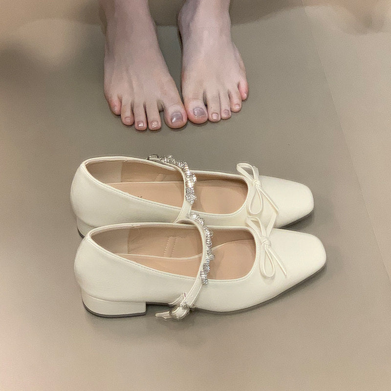 Damen Ballerinas mit eleganter Riemchenverzierung und schimmerndem Finish EB