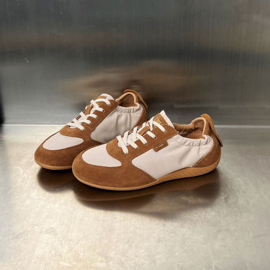 Damen Sportliche Sneakers mit atmungsaktiver Obermaterialkombination und rutschfester Sohle EB